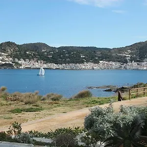 estrella-del-mar-el-port-de-la-selva.topcostabravahotels.com/